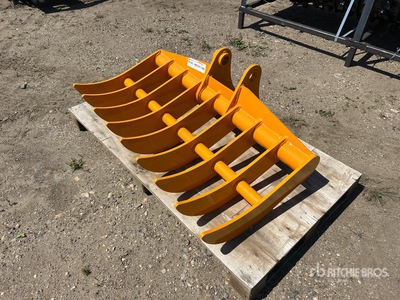 2026 GIYI 44 in Excavator Rake - Fits Cat 305 (Unused)