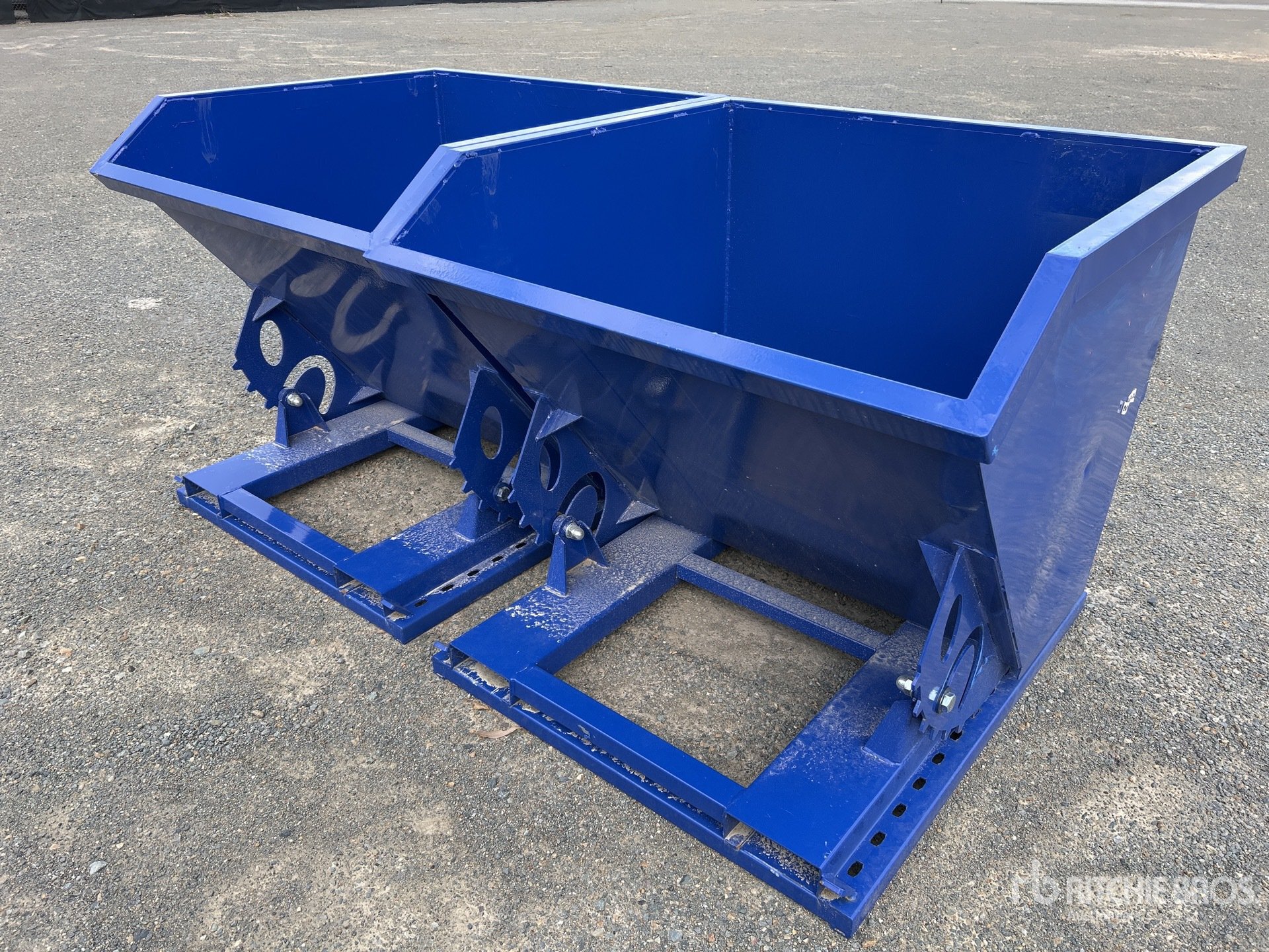 Quantity of (2) 2026 Suihe N-1CY -2 Self-Dumping Hopper (Unused)