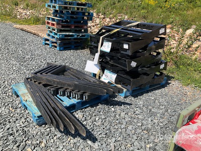 Quantity of (8) 2026 Mower King SA 48 in Horquillas para minicargadora (Unused)