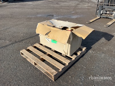 Toyota 5-Speed Manual トランスミッション (Unused) - Fits 2009-2024 V8 LandCruiser