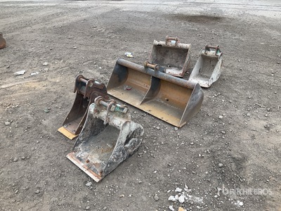 Quantity of (5) 1200mm, 600mm, 450mm, 300mm & 220mm Excavator Bucket