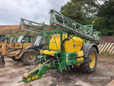 2013 John Deere M732 24 m S/A High Clearance Pulverizador de arrastre