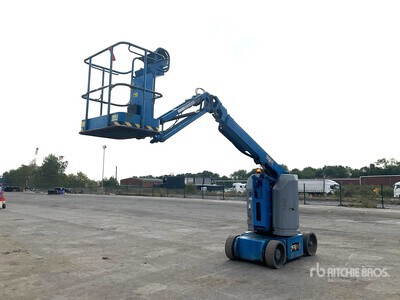 2016 Genie Z30/20NJ 2WD Electric Articulating Boom Lift