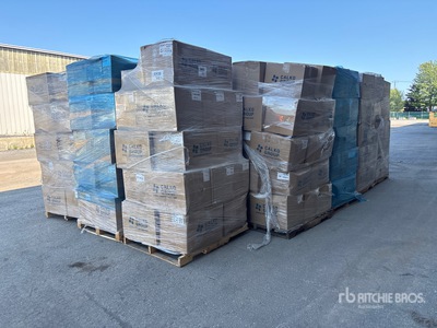 Quantity of (19) Pallets of Assorted Hockey Socks Kleding (Unused)