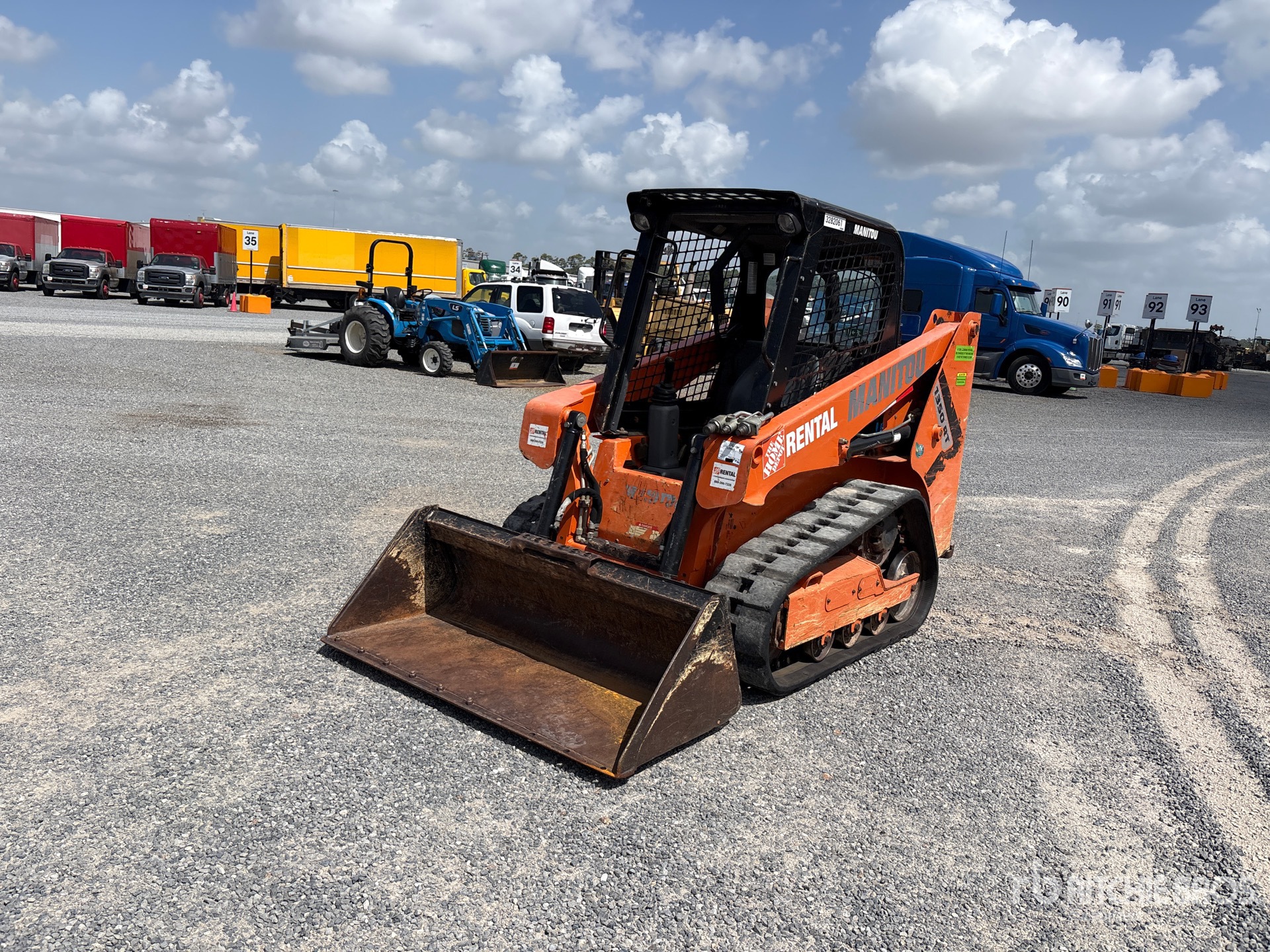 Manitou 1350RT Compact Track Loader