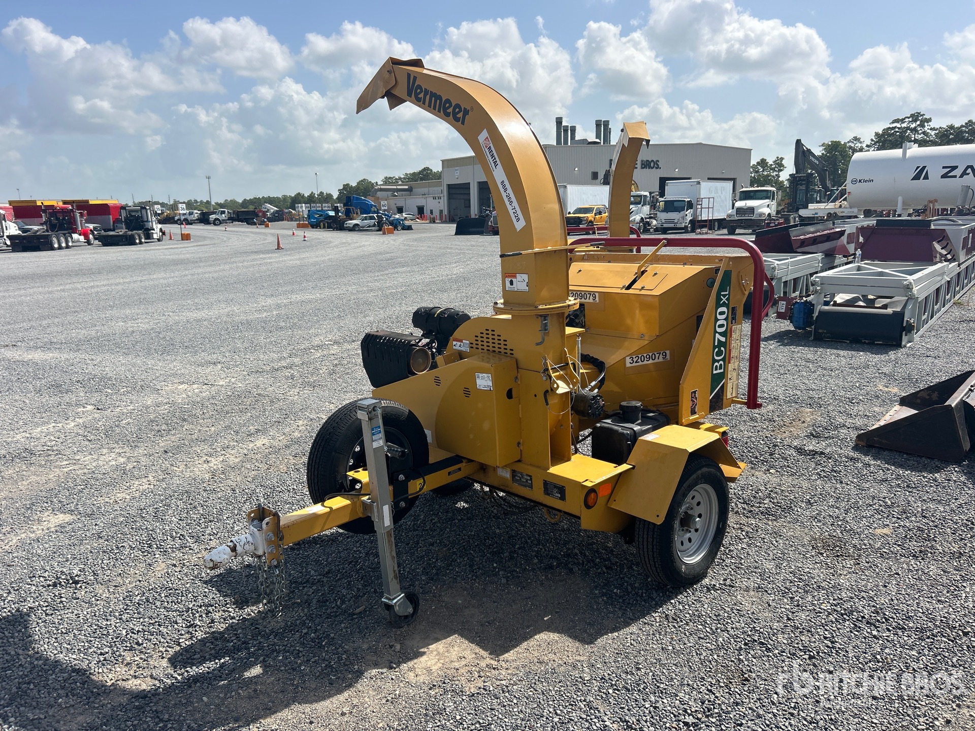 2022 Vermeer BC700XL Tow-Behind Wood Chipper