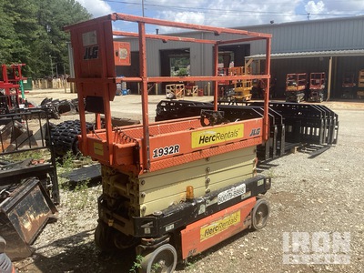 JLG 1932R Scissor Lift