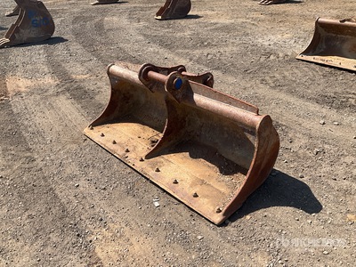 Strickland 1800 mm Cleanup Excavator Bucket