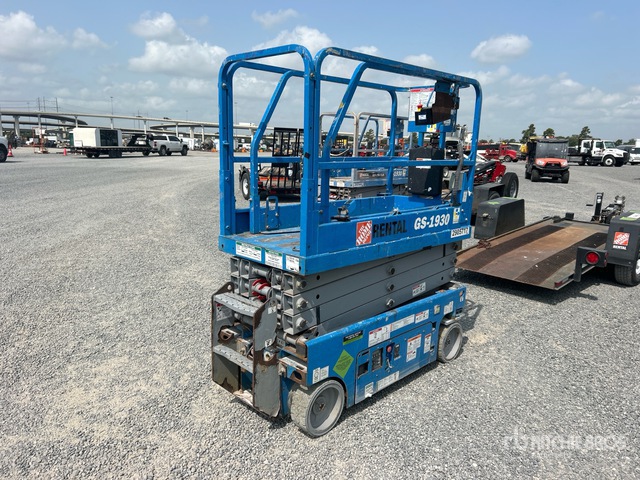 2019 Genie GS-1930 Electric Scissor Lift