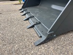 Specialty with Loader Bucket Cutting Edge/Shanks/Teeth