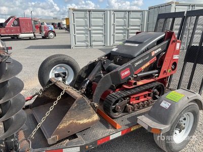2019 Toro TX427 - 22342HD Mini Chargeuse à direction à glissement