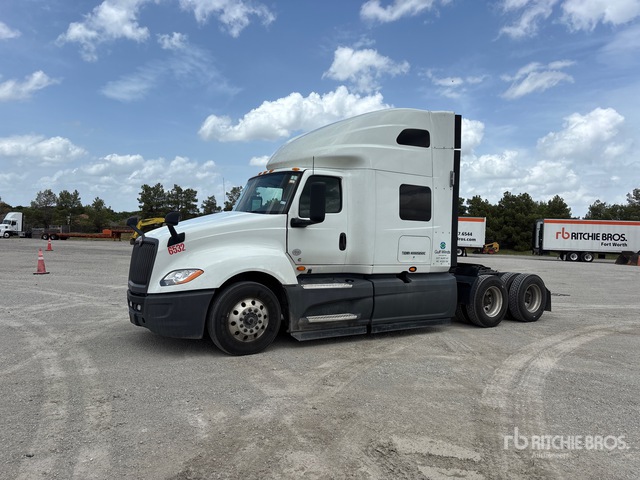 2020 International LT625 6x4 T/A Sleeper Truck Tractor