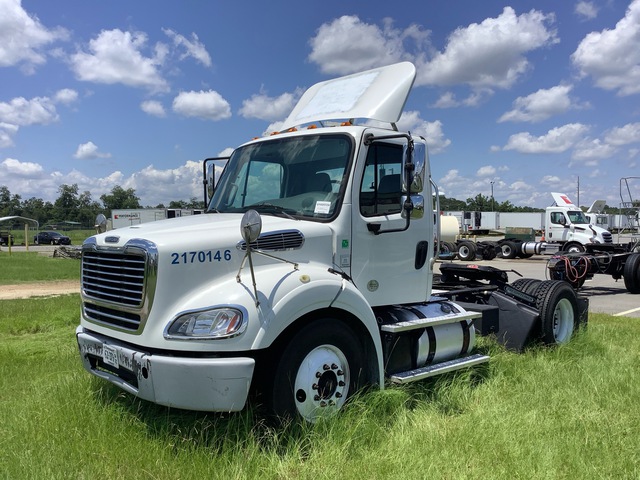 2017 Freightliner M2 112 4x2 S/A Day Cab Truck Tractor