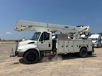 2017 Versalift on 2018 International 4300 4x2 Camion Nacelle