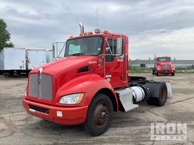 2013 Kenworth T370 4x2 Cabeza Tractora Cabina Corta