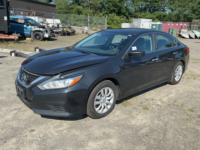 2017 Nissan Altima 2.5 SV Sedan 2017 Nissan Altima 2.5 SV Sedan