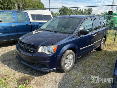 2012 DODGE Caravan Passenger Van