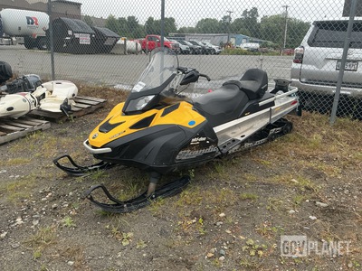 2010 Ski Doo Skandic Snowmobile