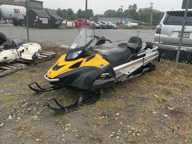 2010 Ski Doo Skandic Snowmobile
