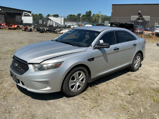 2015 Ford Taurus Sedan 2015 Ford Taurus Sedan