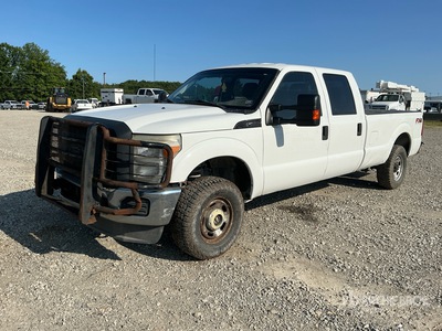 2012 Ford F-250 XL 4x4 Crew Cab Pickup