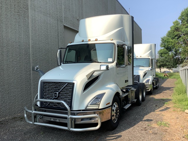 2020 Volvo VNL 6x4 T/A Day Cab Truck Tractor