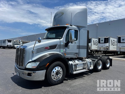 2018 Peterbilt 579 6x4 T/A Day Cab Truck Tractor