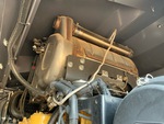 Engine with Auspuffanlage