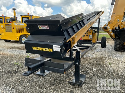 Screen Machine Industries CH30R 24 in x 30 ft Portable Radial Stacking Transportador