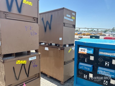 Quantity of (2) Knaack 89 Baustellenbox