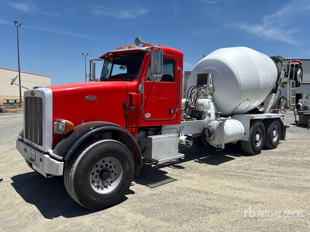 2015 Peterbilt 365 6x4 Mixer Truck