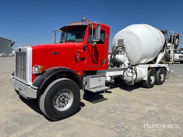 2015 Peterbilt 365 8x4 Mixer Truck