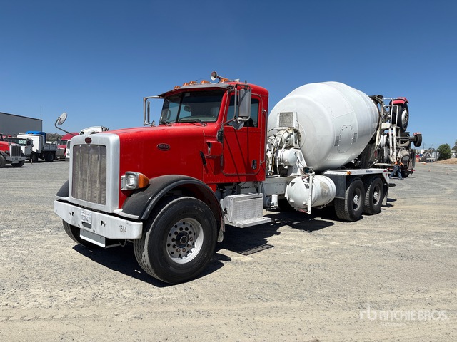 2015 Peterbilt 365 8x4 Mixer Truck