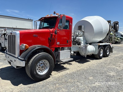 2015 Peterbilt 365 6x4 Mixer Truck
