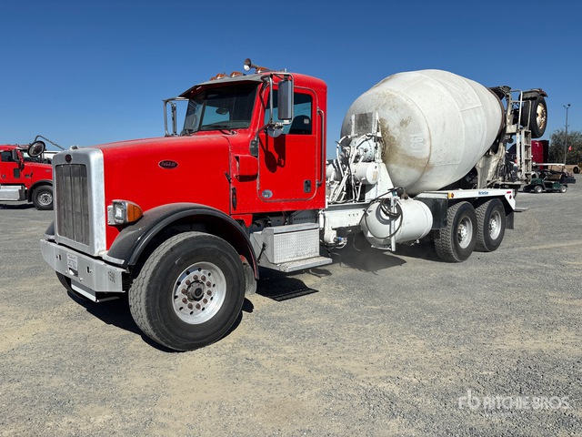 2015 Peterbilt 365 8x4 Mixer Truck