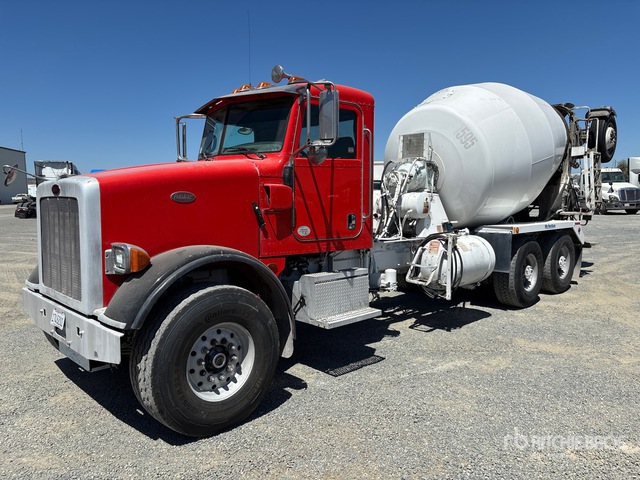 2015 Peterbilt 365 6x4 Mixer Truck