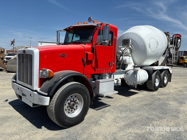 2015 Peterbilt 365 8x4 Mixer Truck