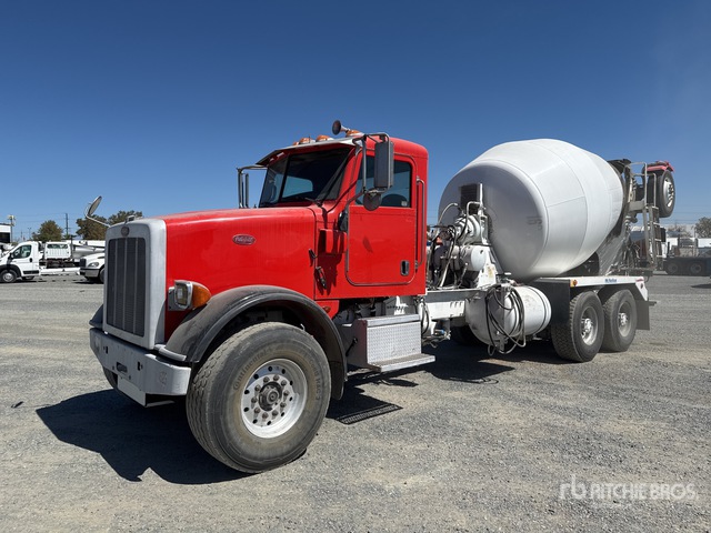2015 Peterbilt 365 8x4 Mixer Truck