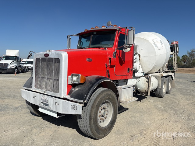 2015 Peterbilt 365 8x4 Mixer Truck