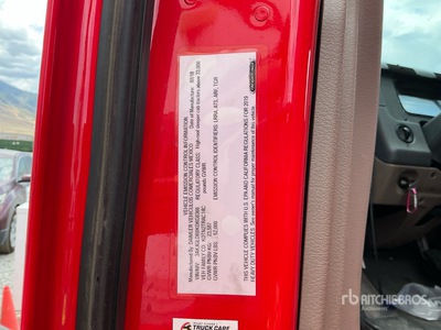 2019 Freightliner Cascadia 125 6x4 T/A Sleeper Truck Tractor
