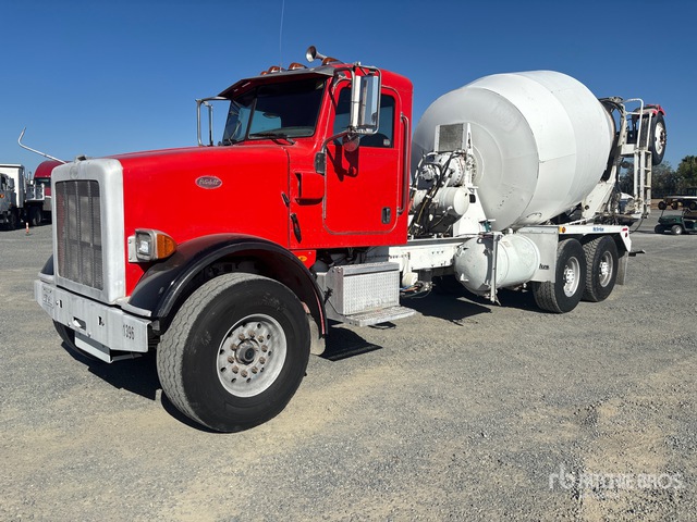 2014 Peterbilt 365 8x4 Mixer Truck