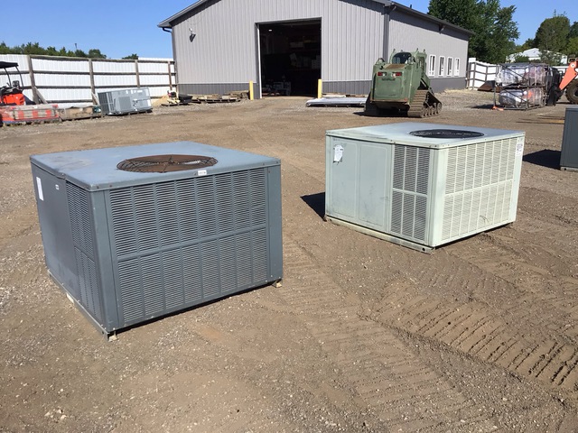 (2) Goodman Outdoor HVAC Units (2) Goodman Outdoor HVAC Units