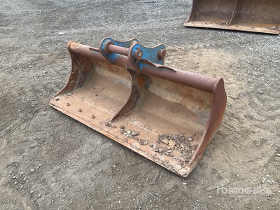 Strickland 1800 mm Cleanup Excavator Bucket