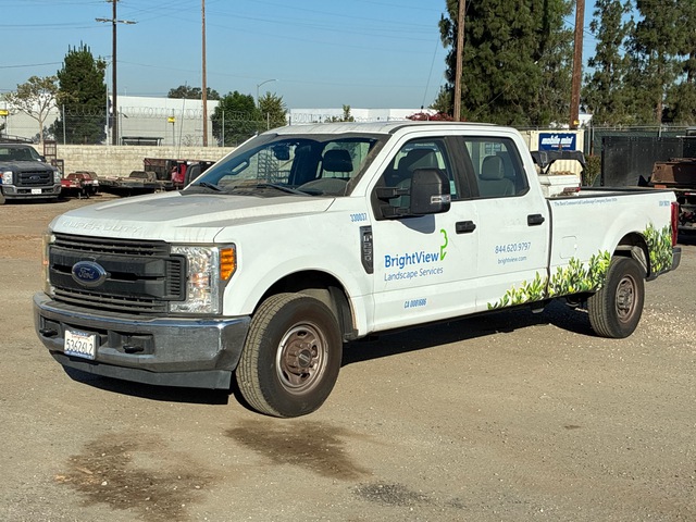 2017 Ford F-250 XL 4x2 Crew Cab Pickup