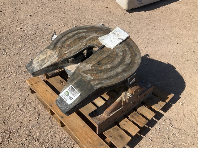 Fifth Wheel Assembly
