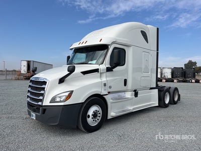 2018 Freightliner Cascadia 126 6x4 T/A Sleeper Truck Tractor