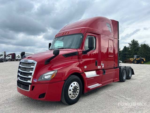2019 Freightliner Cascadia 126 6x4 T/A Sleeper Truck Tractor