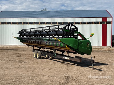 John Deere 635F 35 ft Flex Combine Header