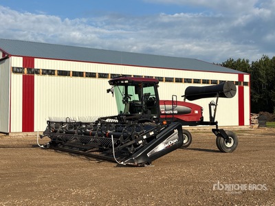 2010 Westward M100 30 ft Swather الة الحصاد
