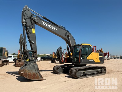 2023 Volvo EC200EL 油圧ショベル
